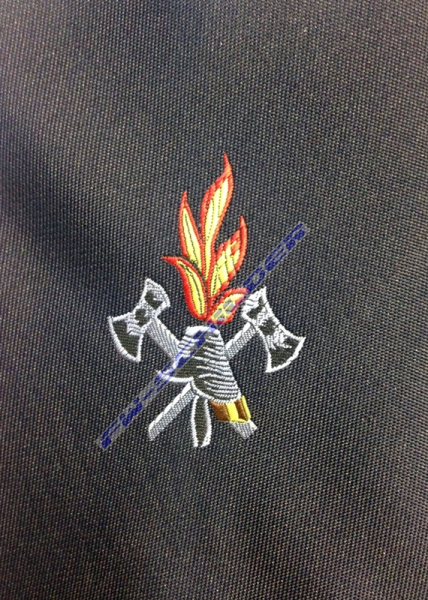 Krawatte schwarz, mit Emblem, mit Knoten und Gummiband, 100% Polyester